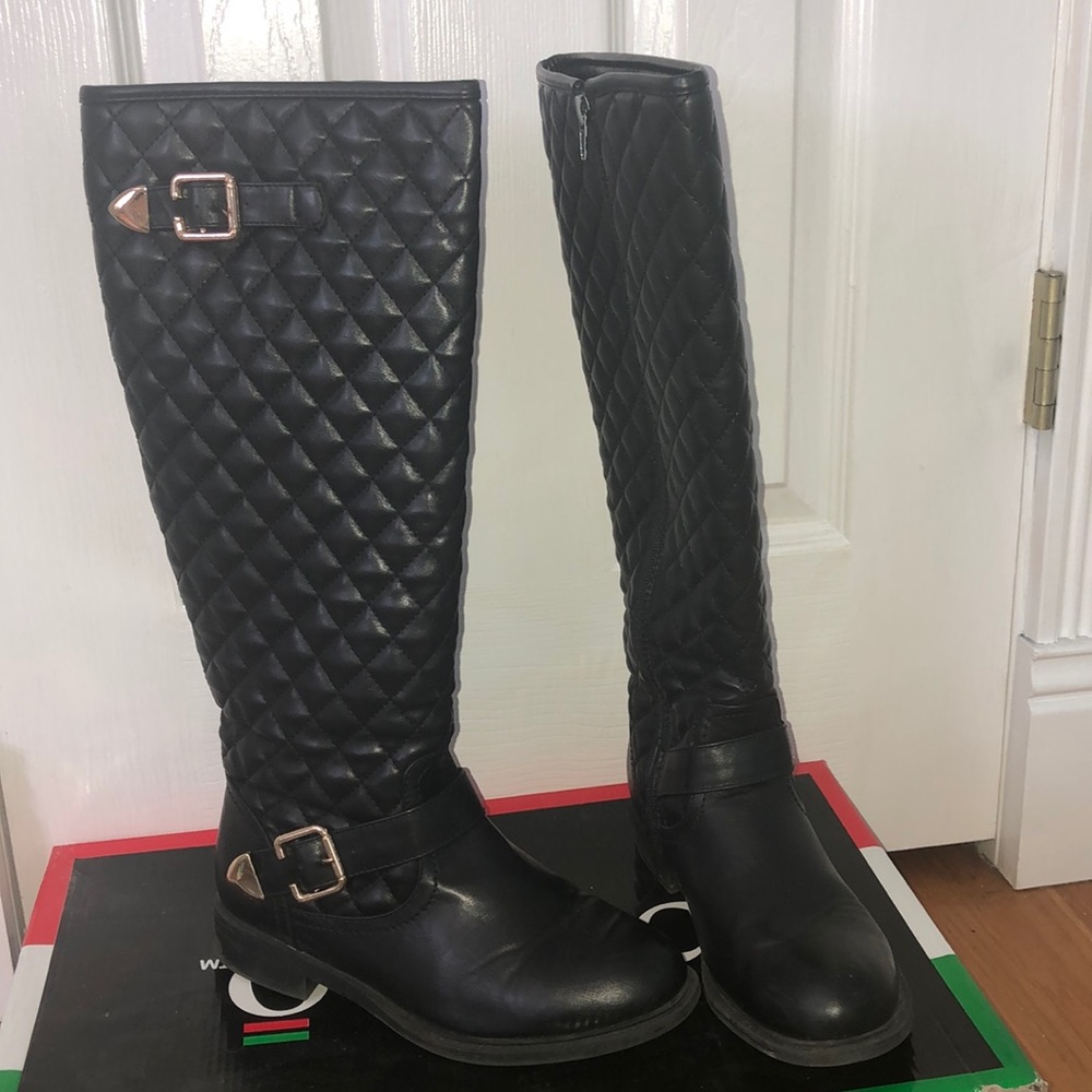Quilted riding boots